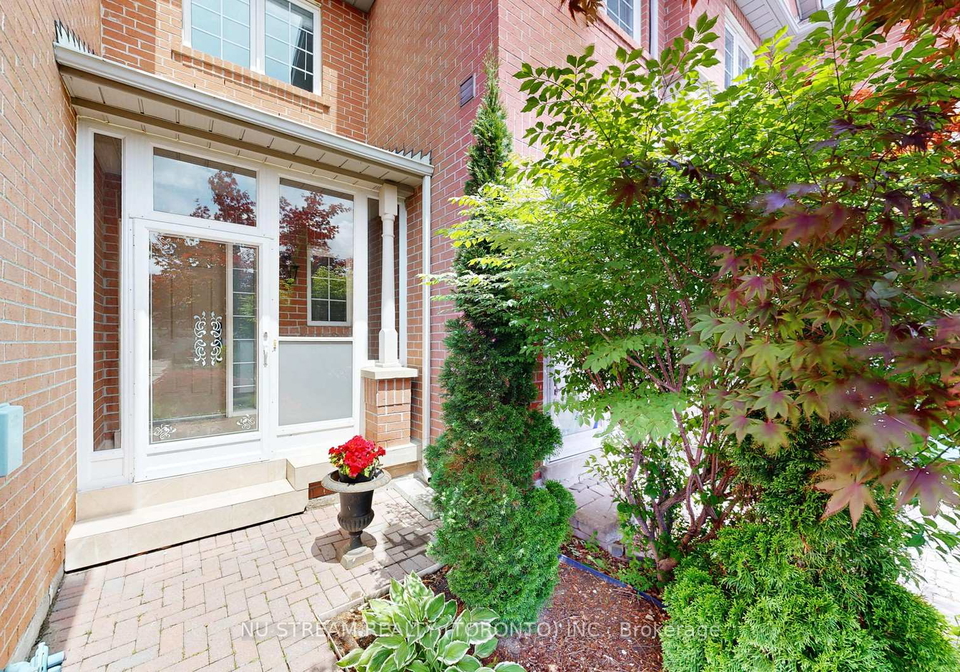 60-nottingham-drive-richmond-hill-ontario-n13480204
