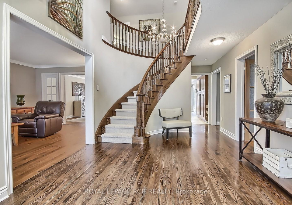 617-brooker-ridge-newmarket-ontario-n13480570