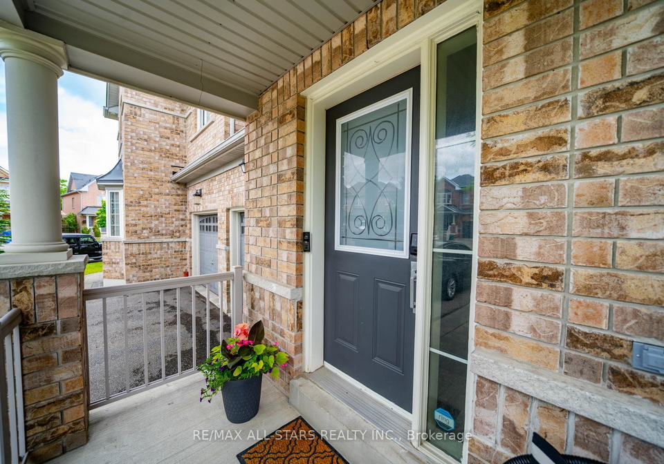 85-vera-lynn-crescent-whitchurch-stouffville-ontario-n13481054