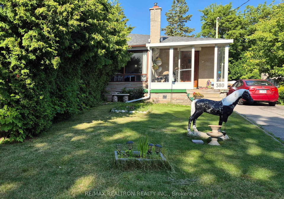 380-browndale-crescent-richmond-hill-ontario-n13481102