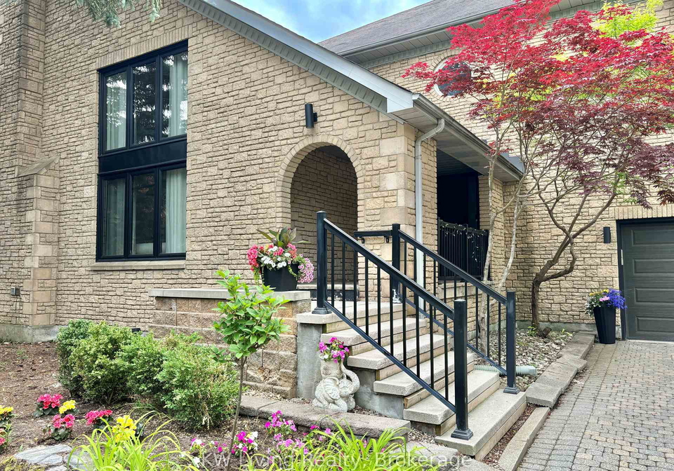 7-wendover-court-richmond-hill-ontario-n13481836