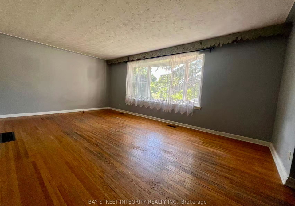 520-lynett-crescent-richmond-hill-ontario-n13482270