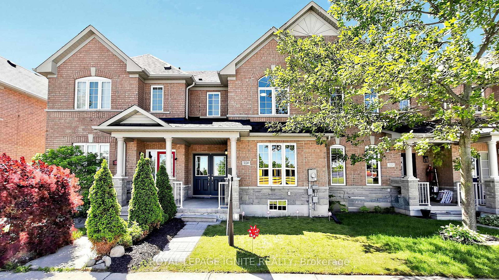 550-hoover-park-drive-whitchurch-stouffville-ontario-n13483316