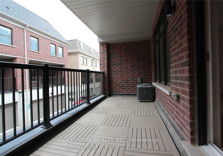 39-seacoasts-circle-vaughan-ontario-n13483866