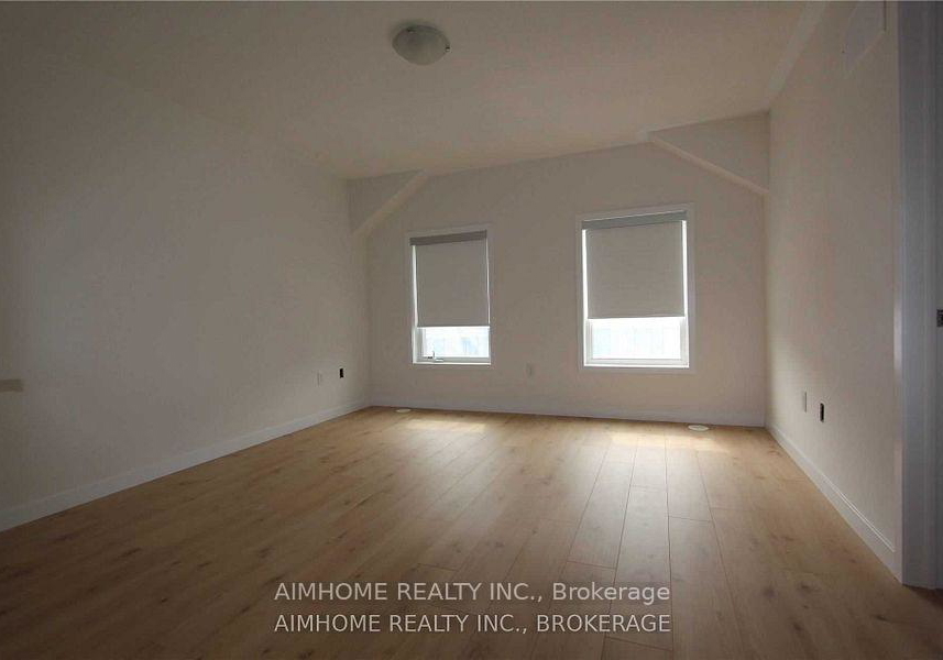 39-seacoasts-circle-vaughan-ontario-n13483866
