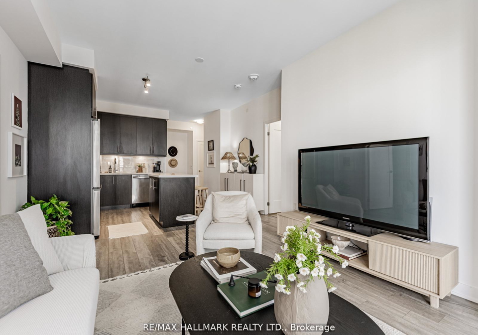 105-oneida-crescent-richmond-hill-ontario-n13484508