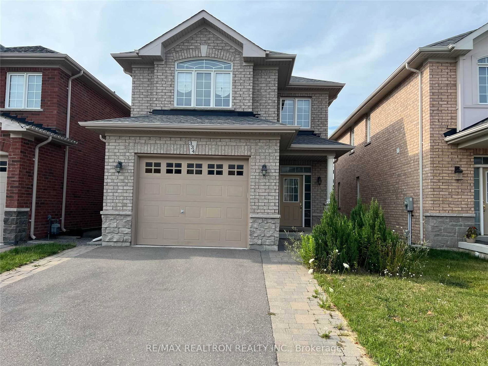 334-ritas-avenue-newmarket-ontario-n13484804