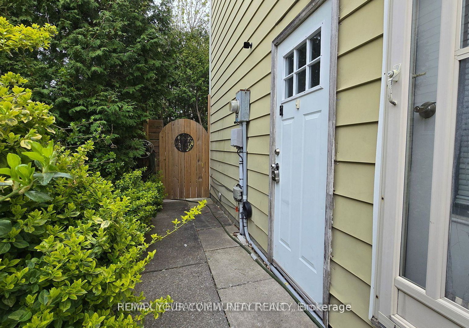 101-springhead-gardens-richmond-hill-ontario-n13485248