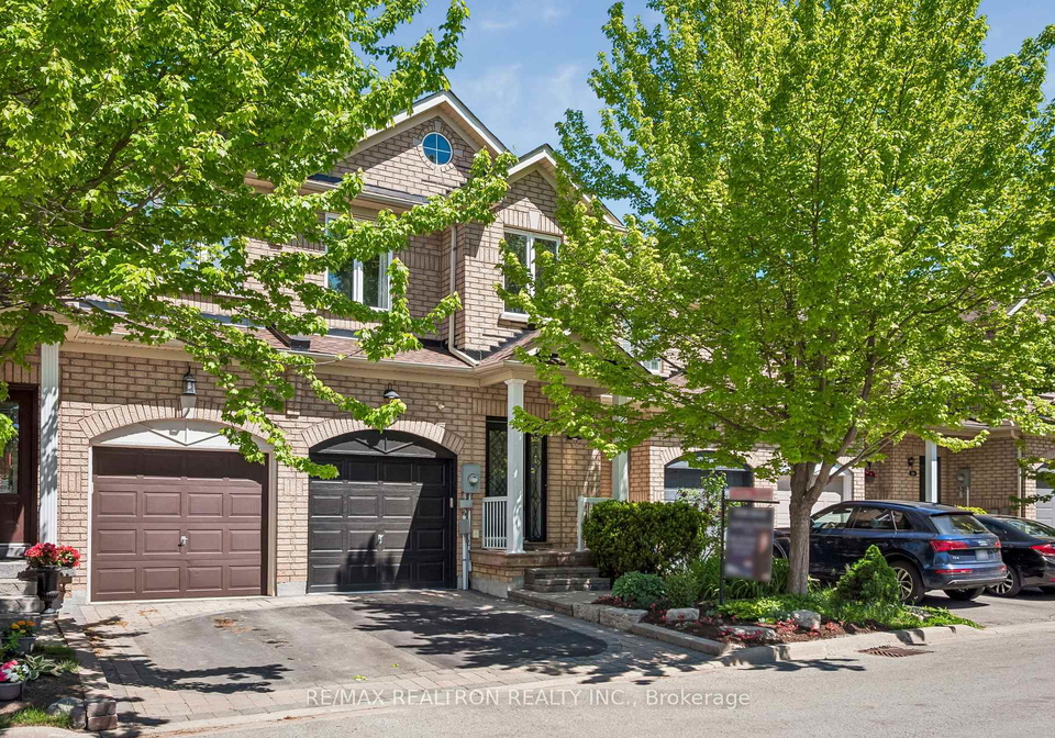 272-tom-taylor-crescent-newmarket-ontario-n13485406