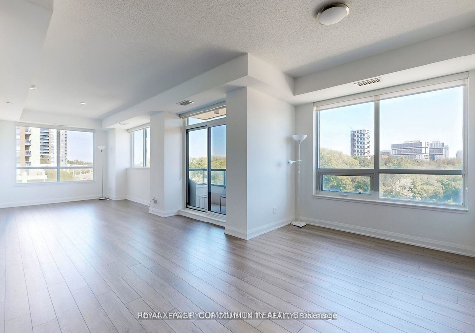 15-water-walk-drive-markham-ontario-n13485428