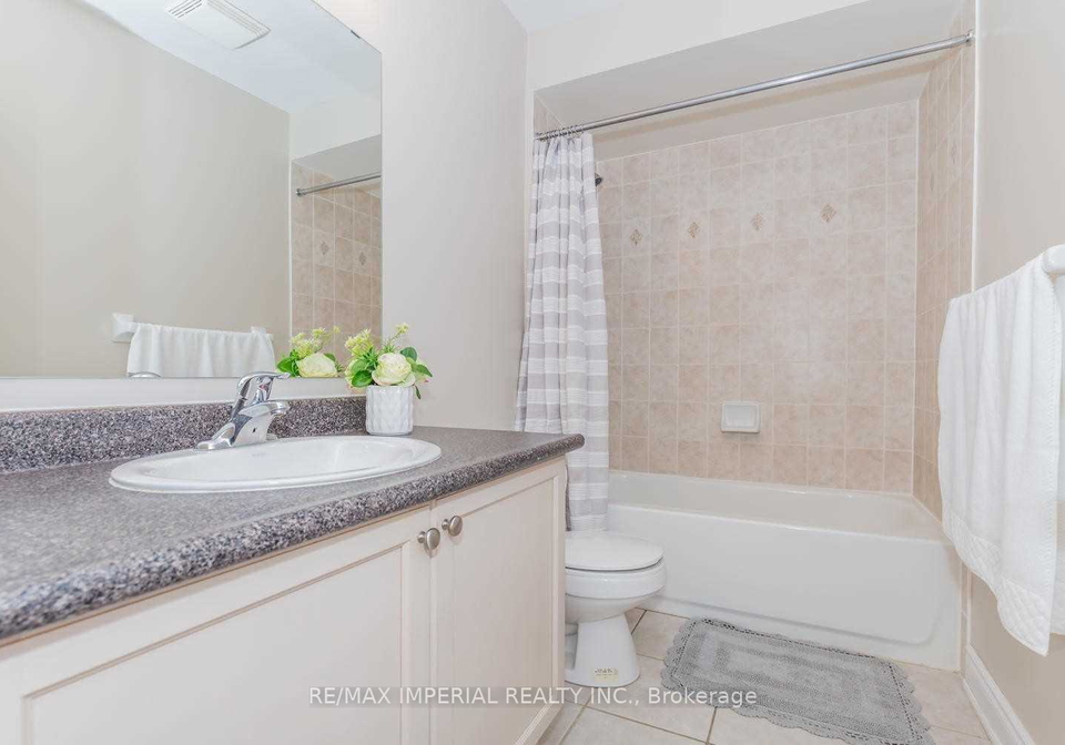205-conover-avenue-aurora-ontario-n13485500