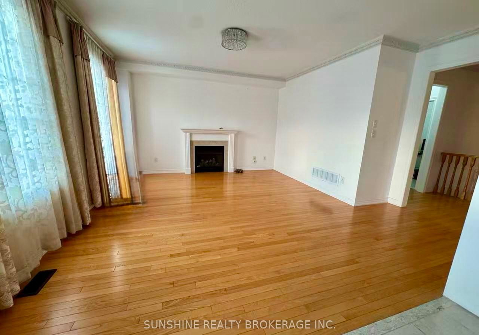 100-fred-mclaren-boulevard-markham-ontario-n13486824