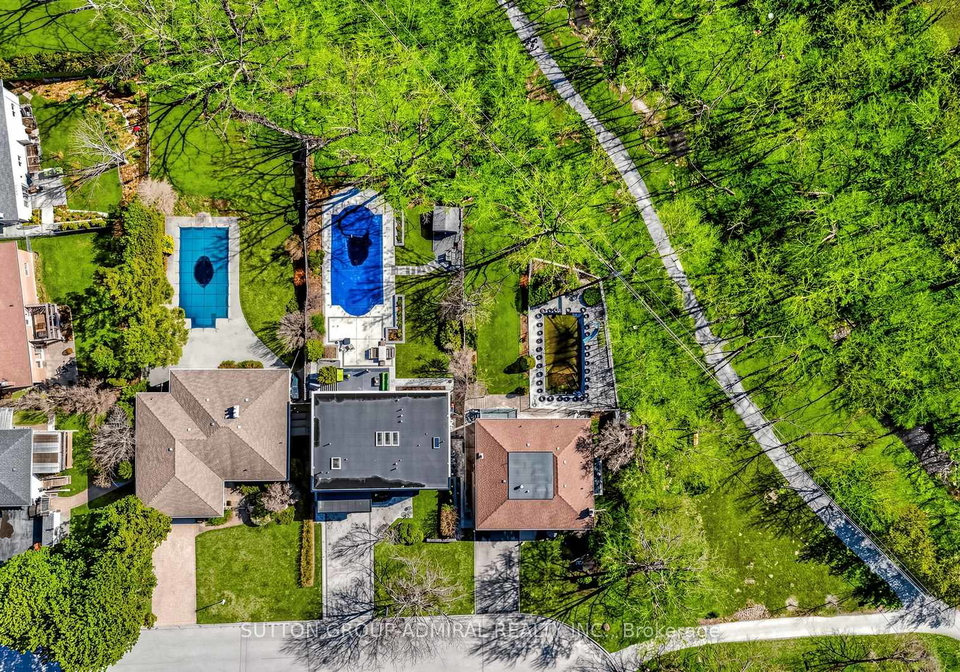 33-thorny-brae-drive-markham-ontario-n13486972