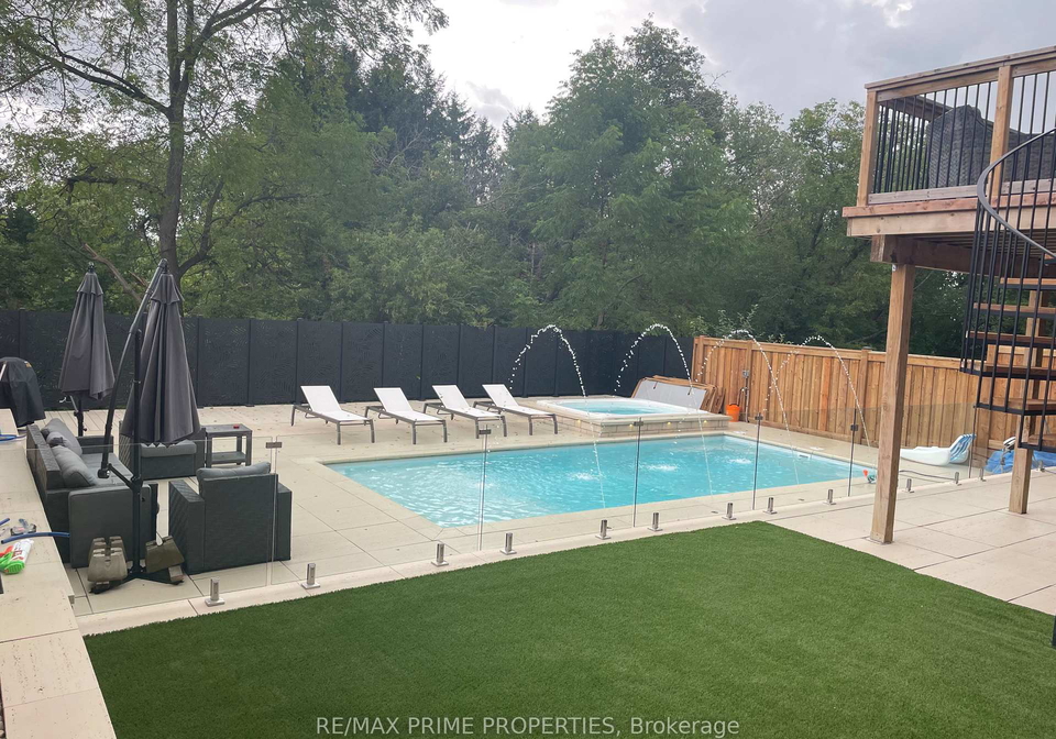 72-ridge-gate-crescent-east-gwillimbury-ontario-n13487148