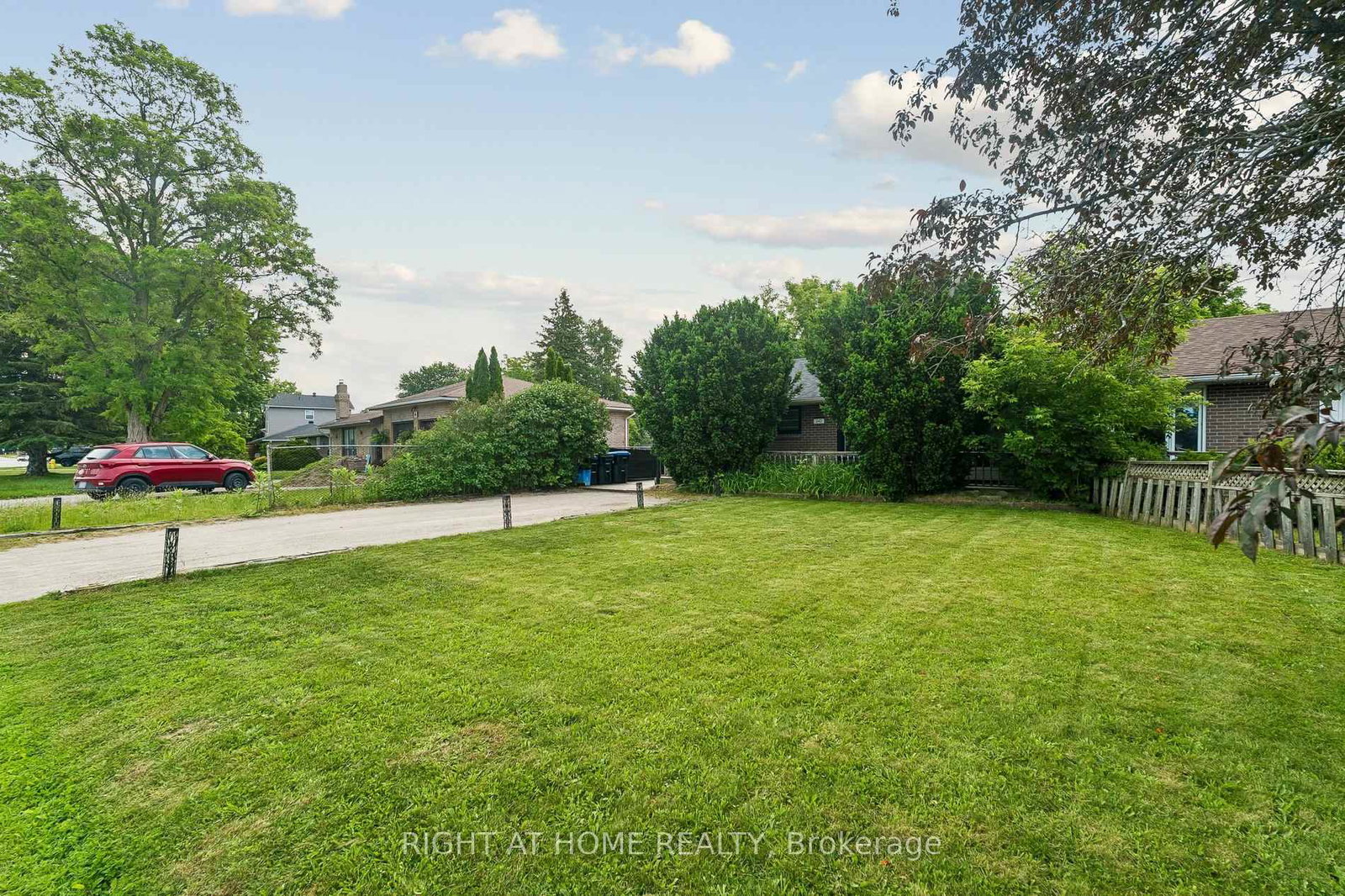 242-centre-street-essa-ontario-n13487182