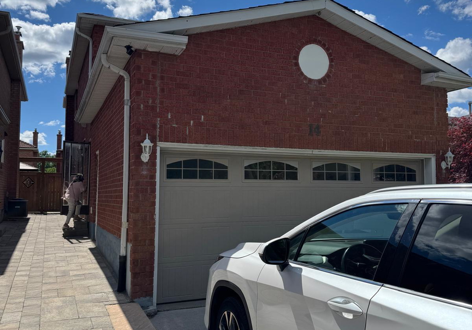 14-romano-crescent-vaughan-ontario-n13487394