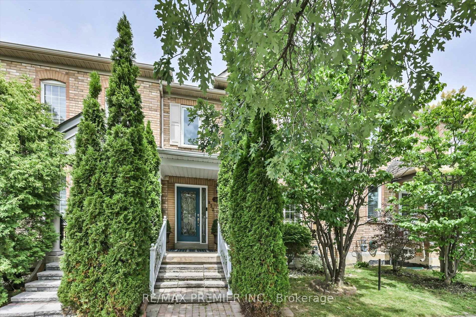 632-napa-valley-avenue-vaughan-ontario-n13489082