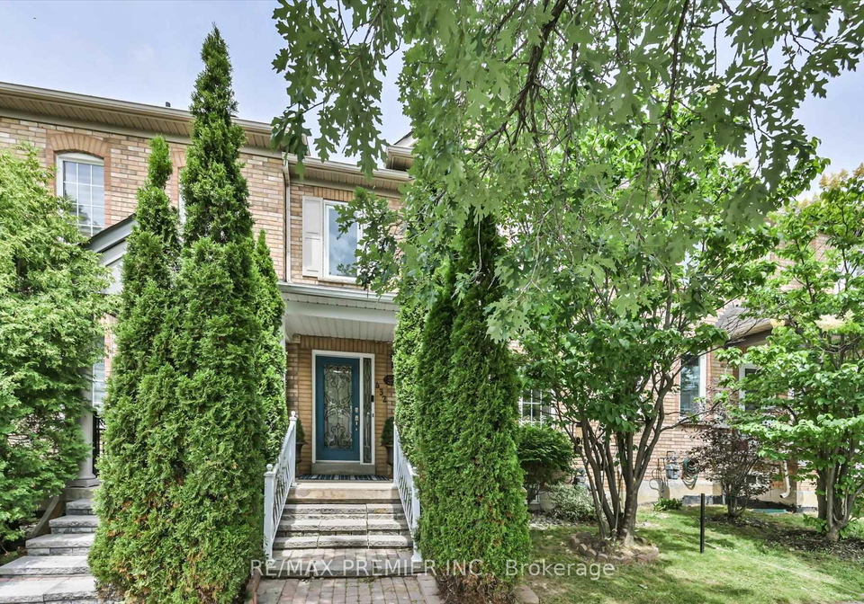 632-napa-valley-avenue-vaughan-ontario-n13489082