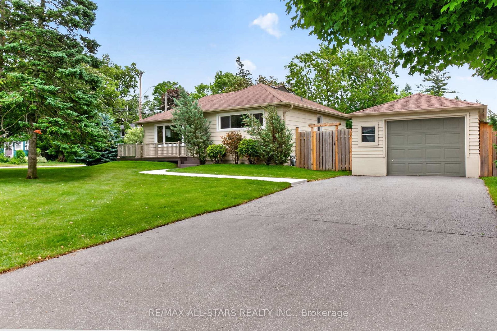 314-stouffer-street-whitchurch-stouffville-ontario-n13489148