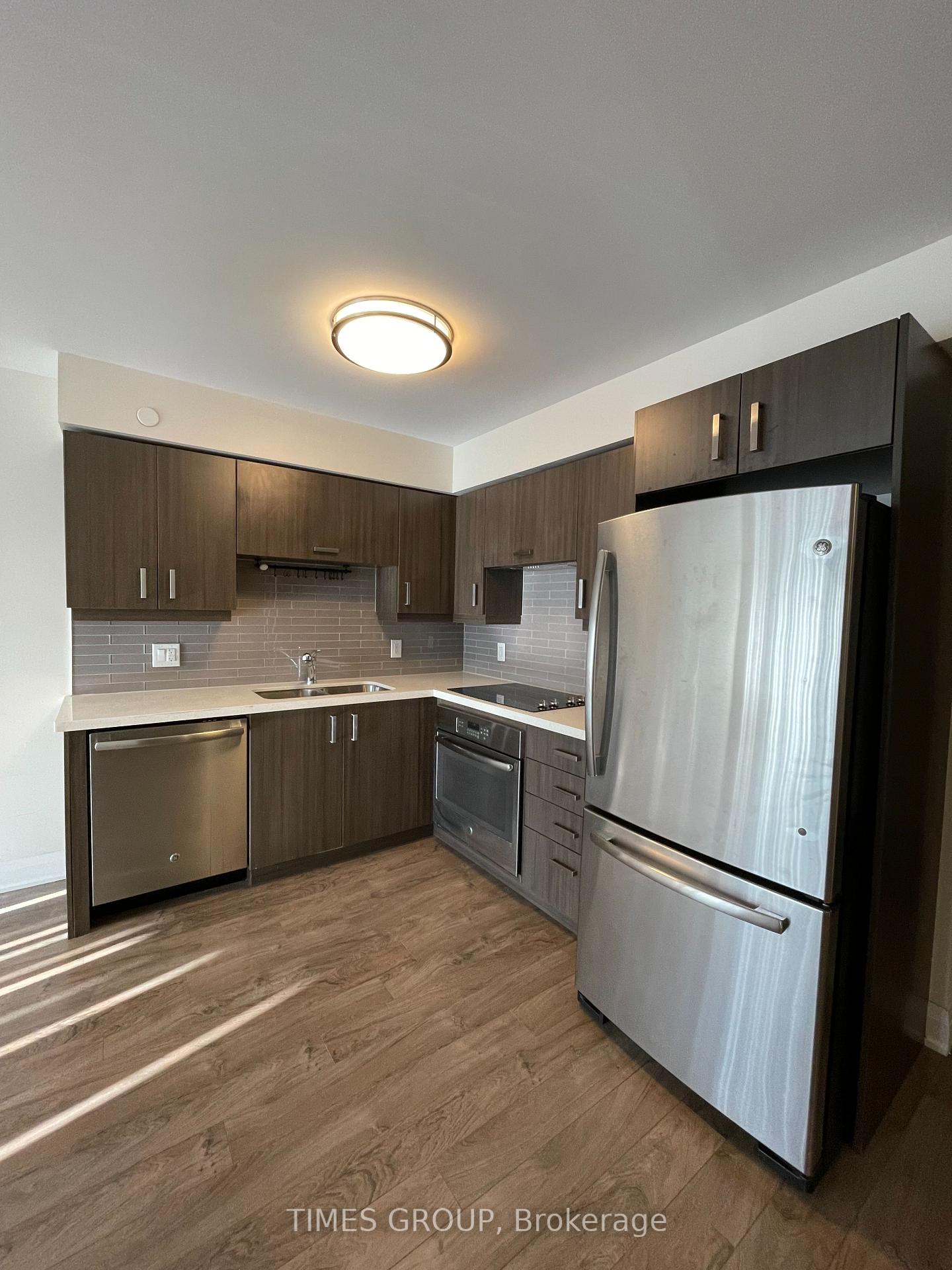 18-uptown-drive-markham-ontario-n13489284