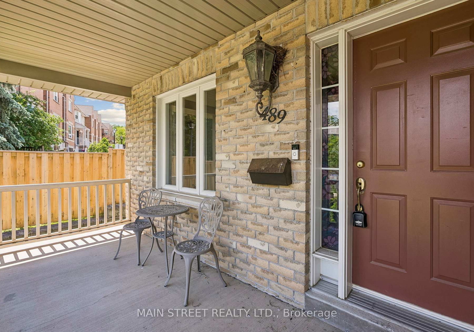 489-cody-crescent-newmarket-ontario-n13489394
