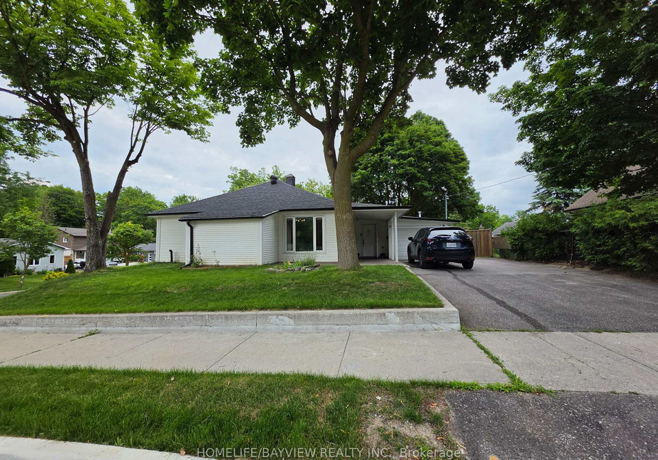 81-denne-boulevard-newmarket-ontario-n13490290