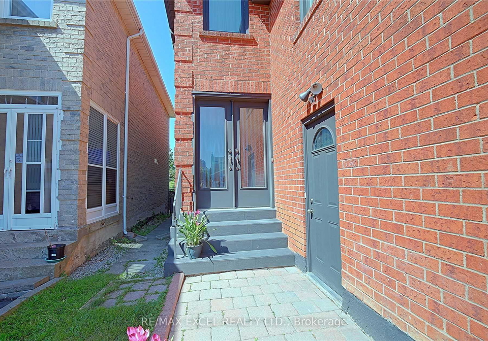 45-millbank-court-vaughan-ontario-n13490704