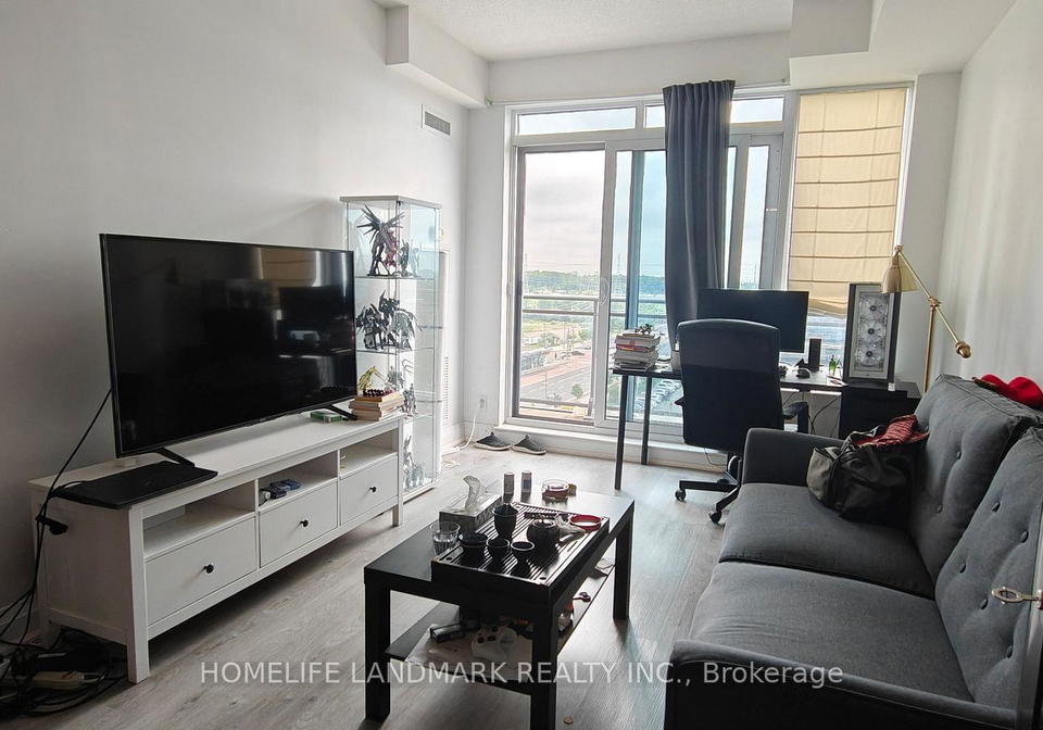 370-highway-7-road-e-richmond-hill-ontario-n13490796