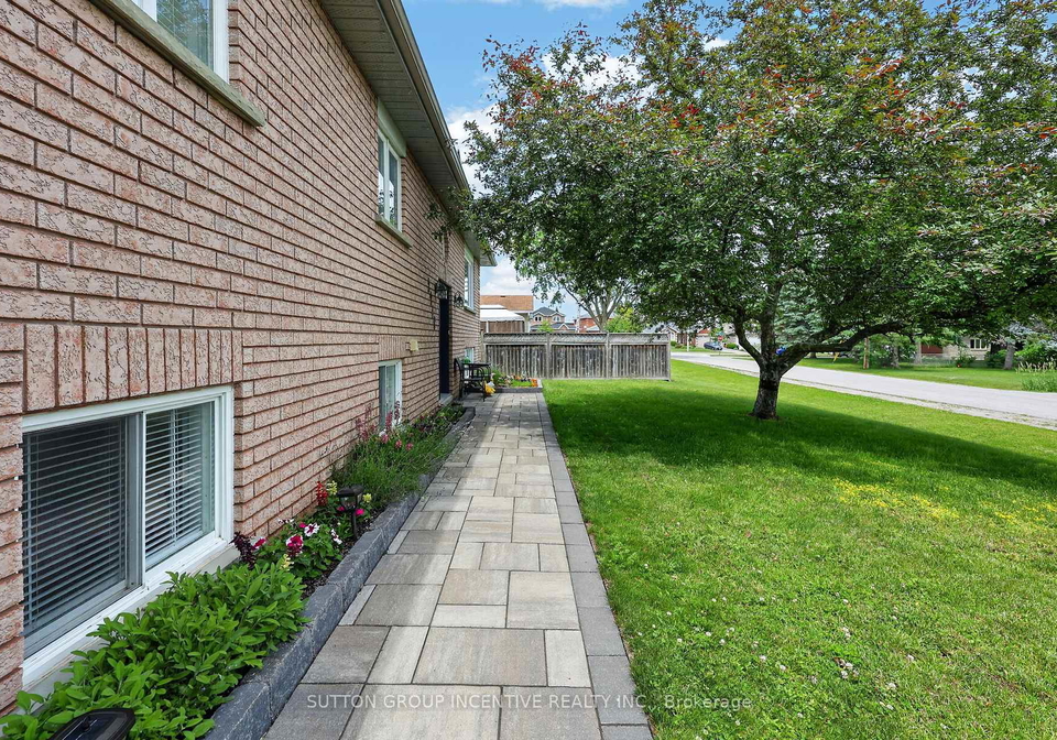 2248-douglas-avenue-innisfil-ontario-n13491486