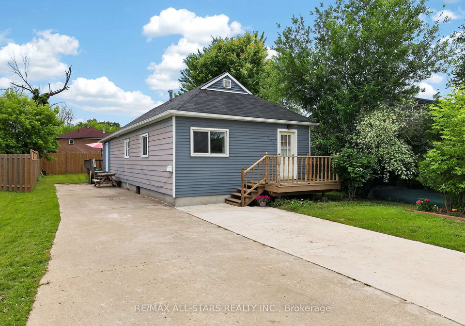 329-lakeview-boulevard-georgina-ontario-n13491780