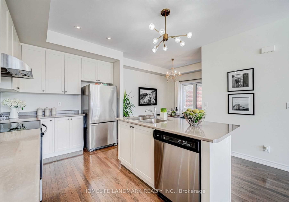 138-alvin-pegg-drive-east-gwillimbury-ontario-n13492324