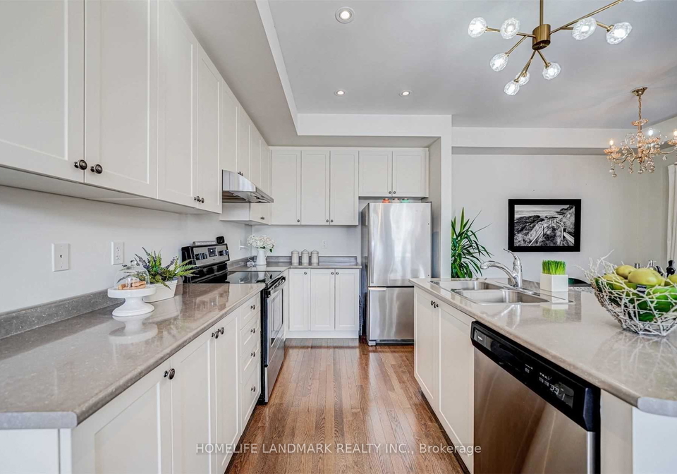 138-alvin-pegg-drive-east-gwillimbury-ontario-n13492324