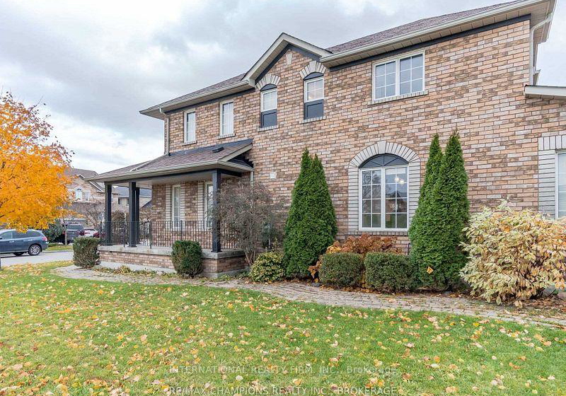 49-convoy-crescent-vaughan-ontario-n13492622
