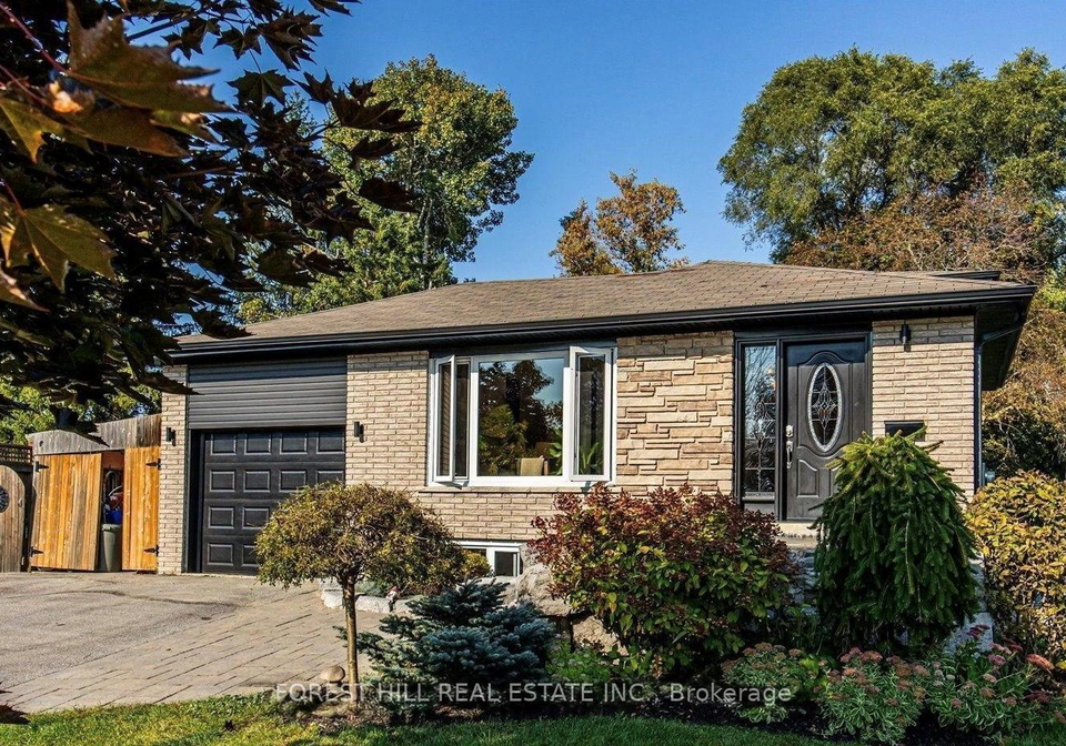 18-boulding-drive-aurora-ontario-n13492692