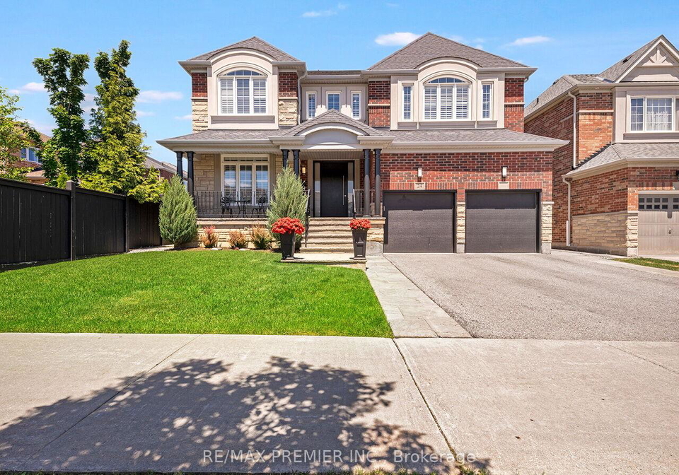 24-wandering-glider-trail-bradford-west-gwillimbury-ontario-n13492758