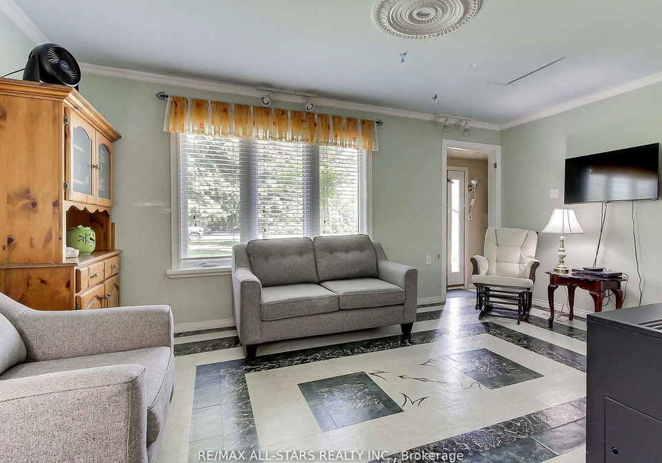 9-riverglen-drive-georgina-ontario-n13493648