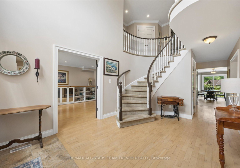 46-chartwell-crescent-georgina-ontario-n13494146