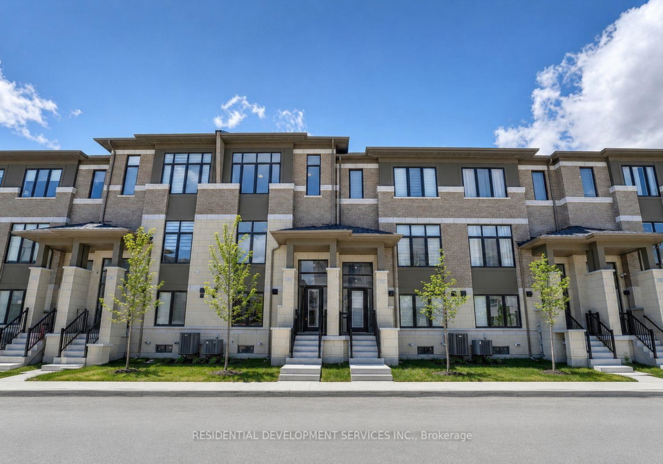 12-tay-lane-richmond-hill-ontario-n13494584