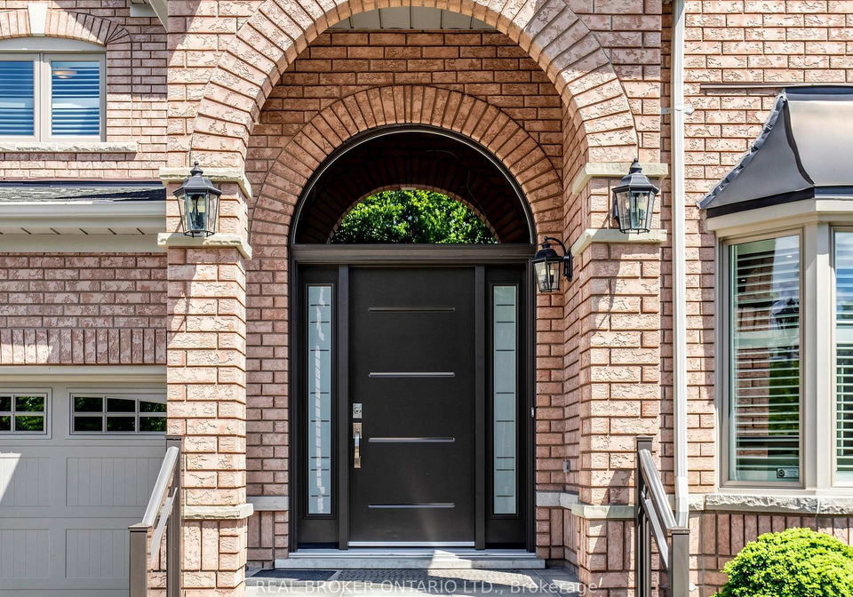 20-yoho-avenue-richmond-hill-ontario-n13494878