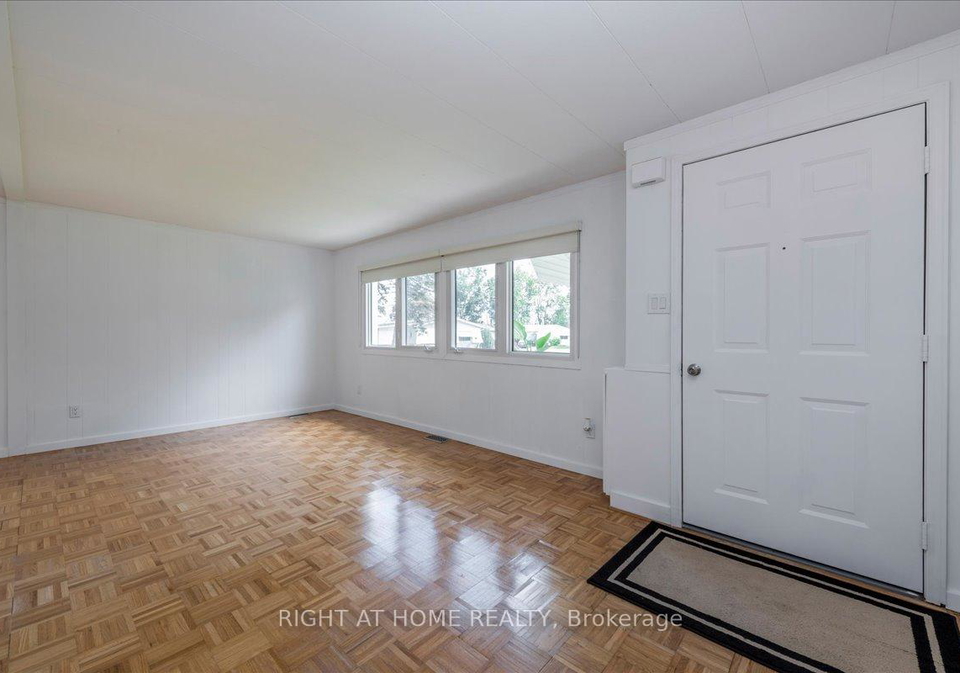 15-flora-drive-innisfil-ontario-n13495018