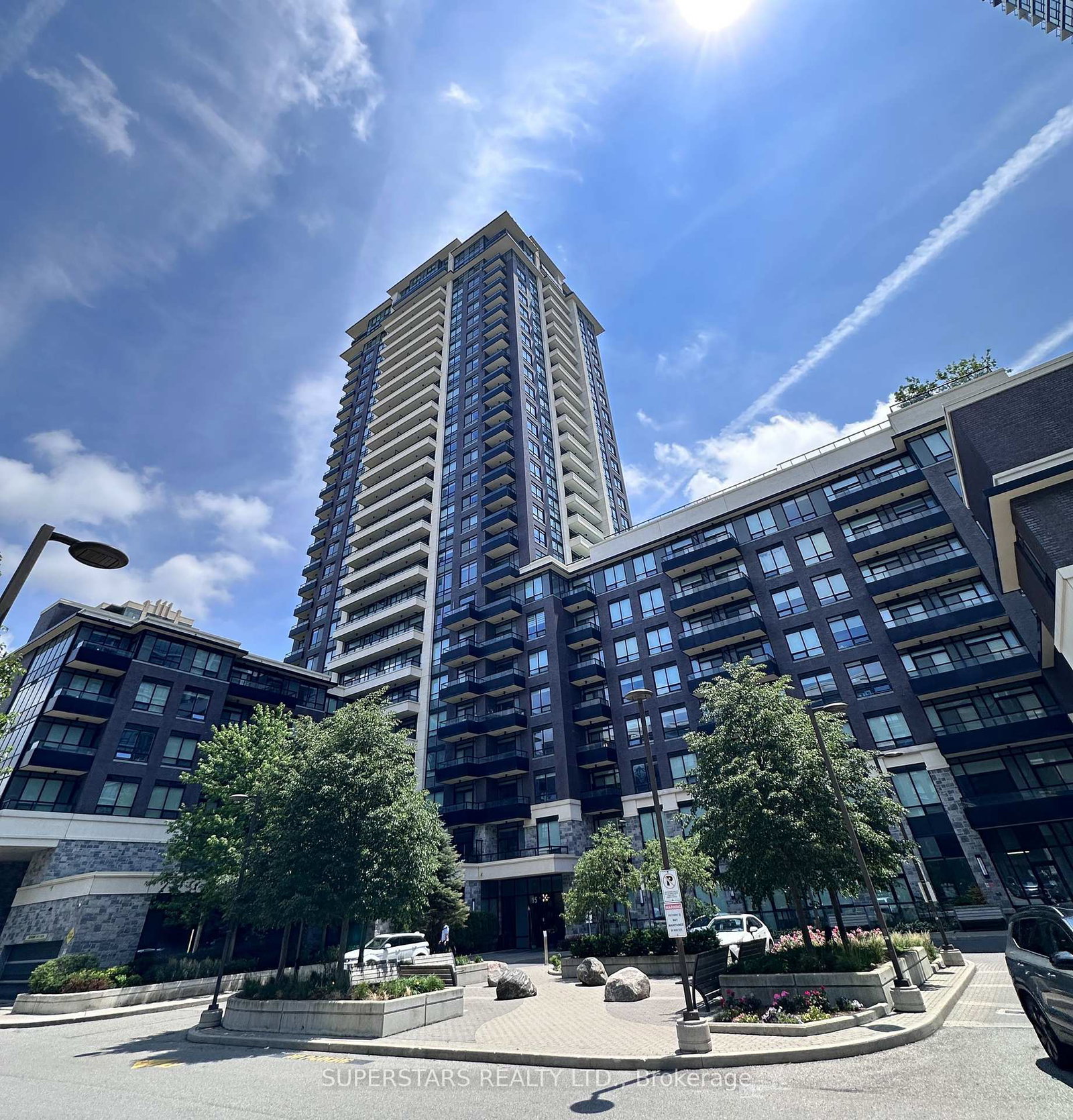 15-water-walk-drive-markham-ontario-n13495624