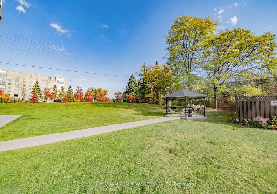 309-major-mackenzie-drive-e-richmond-hill-ontario-n13495630