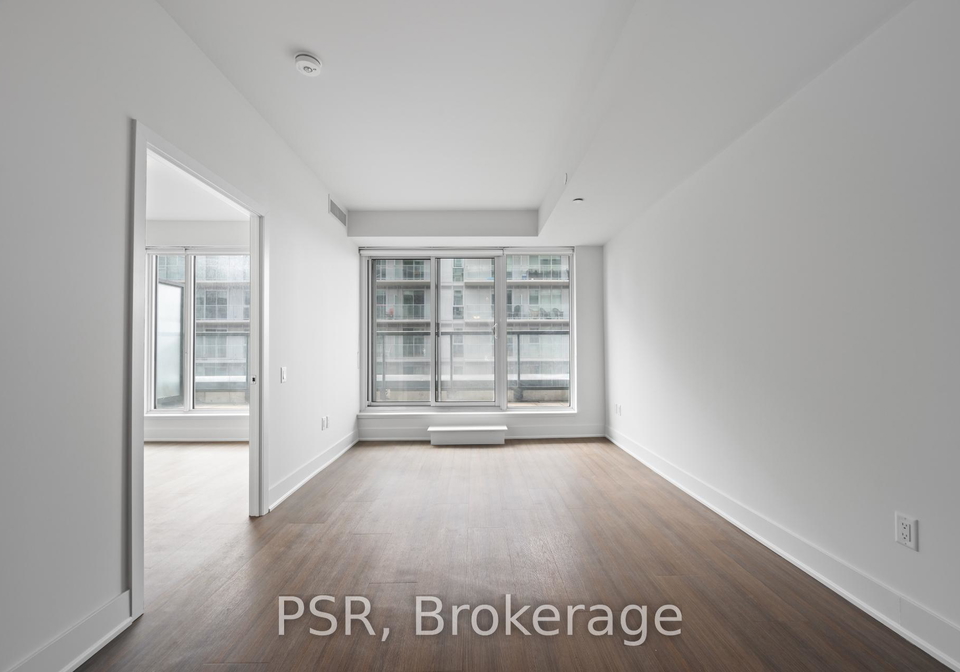 195-deerfield-road-newmarket-ontario-n13495646