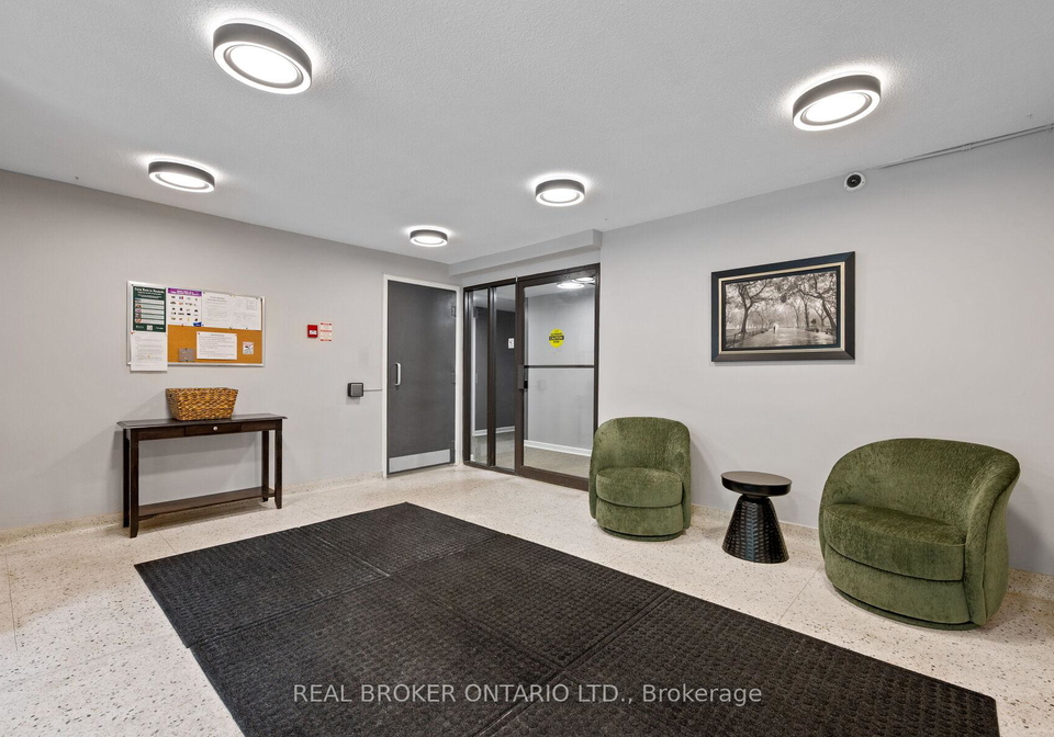 21-elizabeth-street-s-richmond-hill-ontario-n13495674