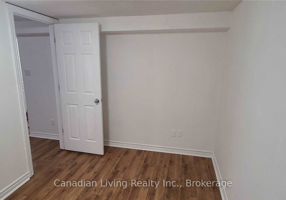 108-willow-lane-newmarket-ontario-n13495892