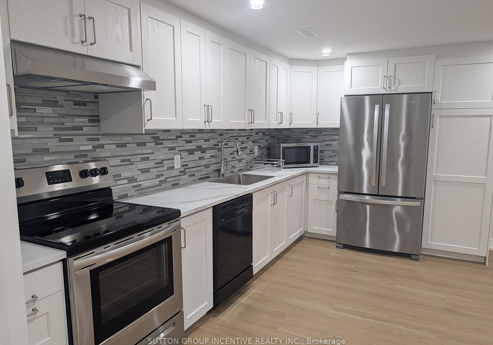 9-cowles-court-richmond-hill-ontario-n13496350