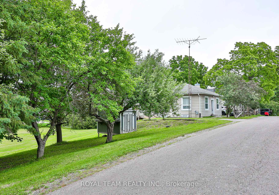 106-centre-street-king-ontario-n13496492