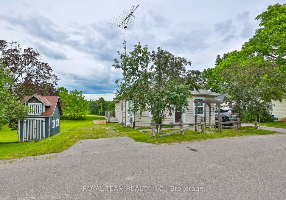 106-centre-street-king-ontario-n13496492