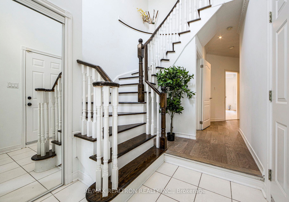 269-treasure-road-e-vaughan-ontario-n13496862