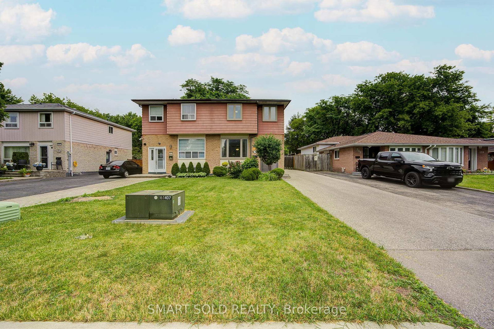 255-cedar-avenue-richmond-hill-ontario-n13496994